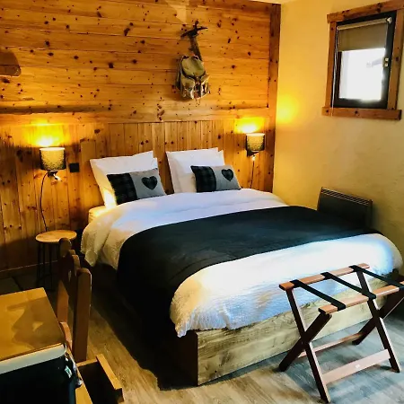 Logis Les Ancolies Hotel 3*