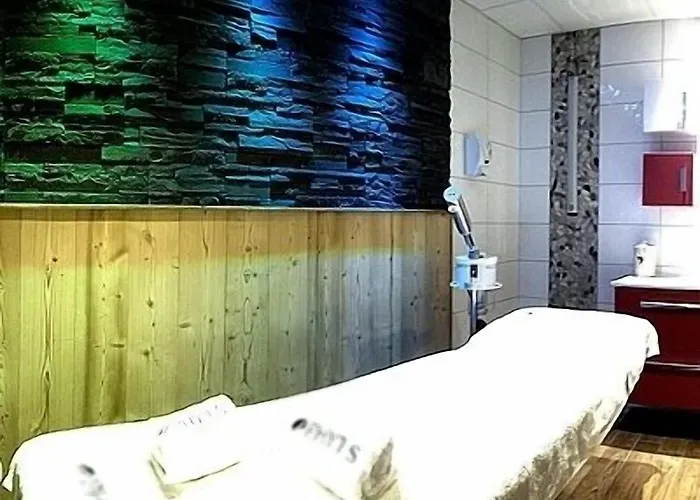 Logis Les Ancolies Otel Arêches