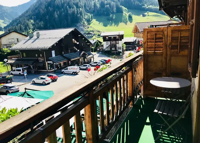 Logis Les Ancolies Arêches