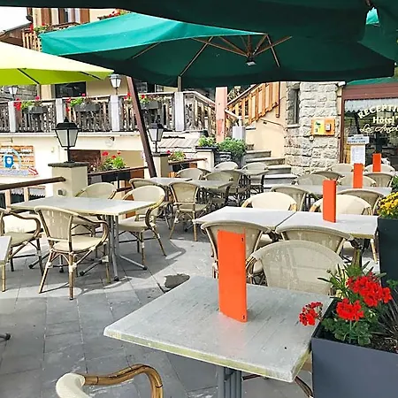 Hotel Les Ancolies à 3*