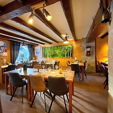 Les Ancolies à 3* Arèches