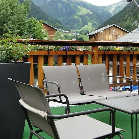 Les Ancolies à Hotel